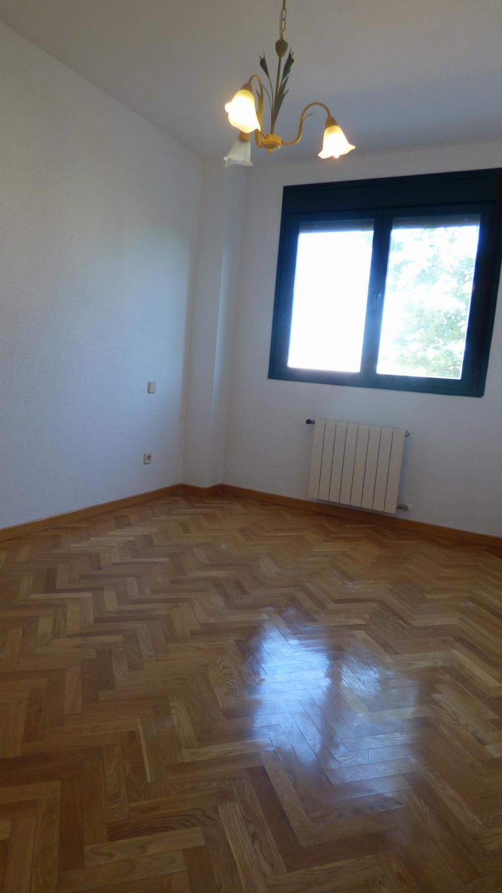 For sale of flat in Alcobendas