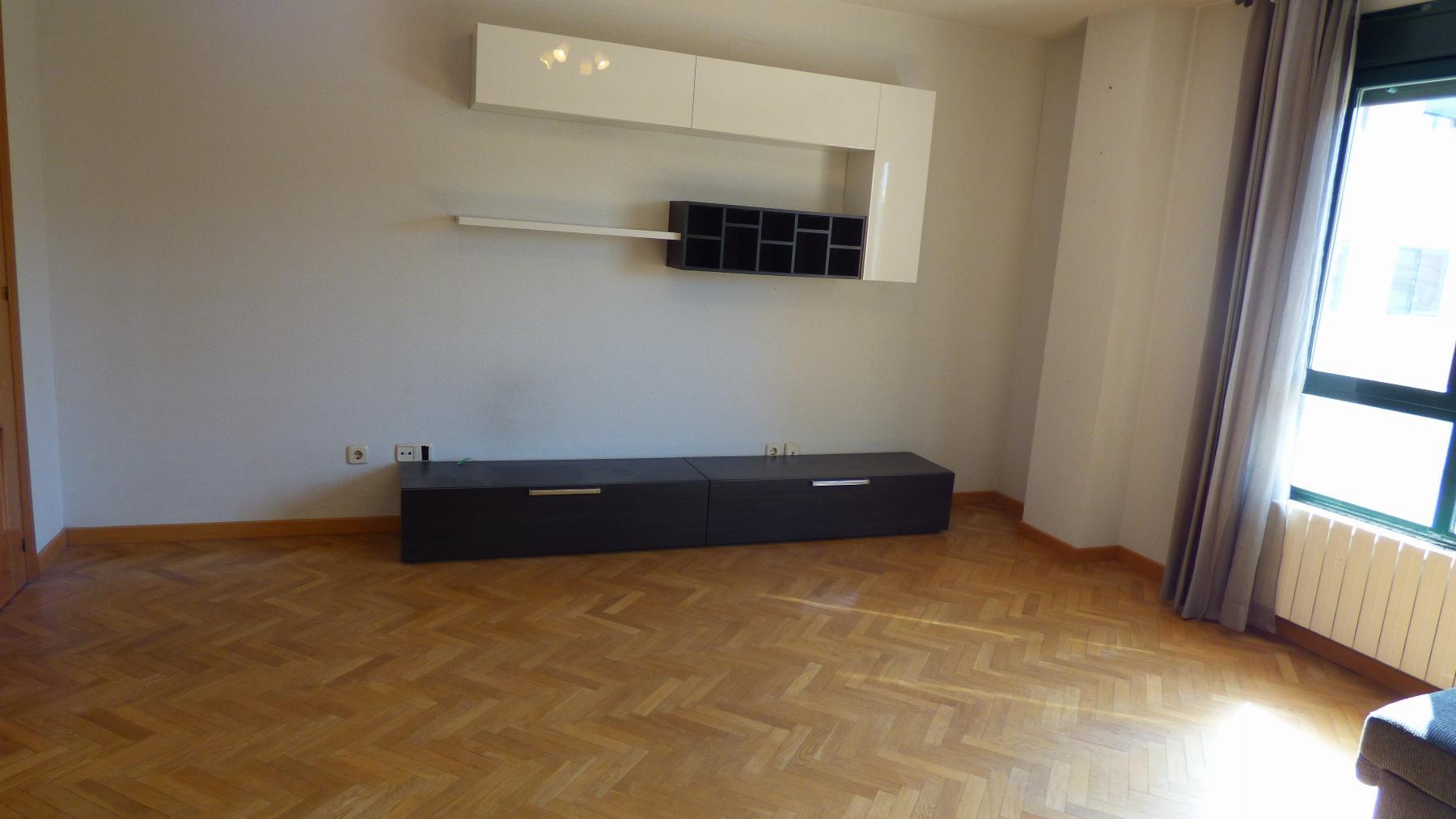 For sale of flat in Alcobendas