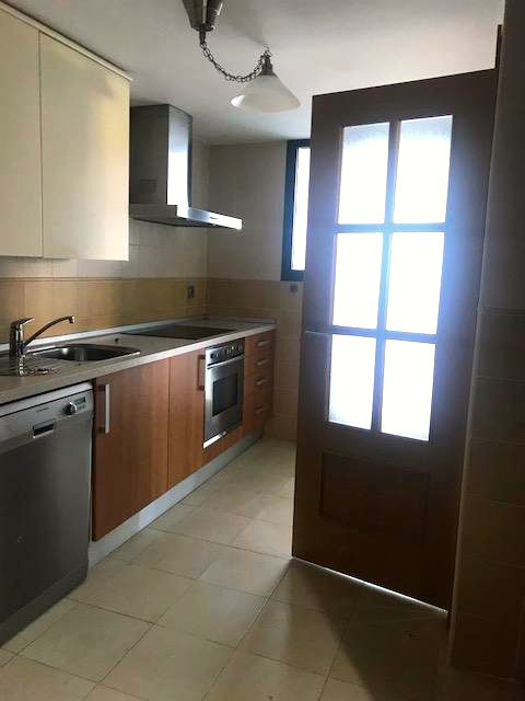 For sale of duplex in Paracuellos de Jarama