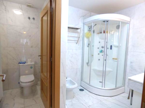 For sale of duplex in Paracuellos de Jarama