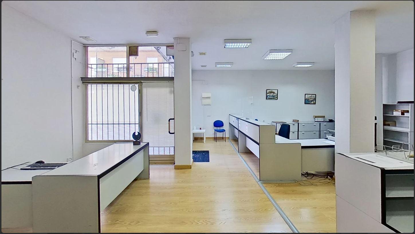 For rent of commercial in Alcobendas