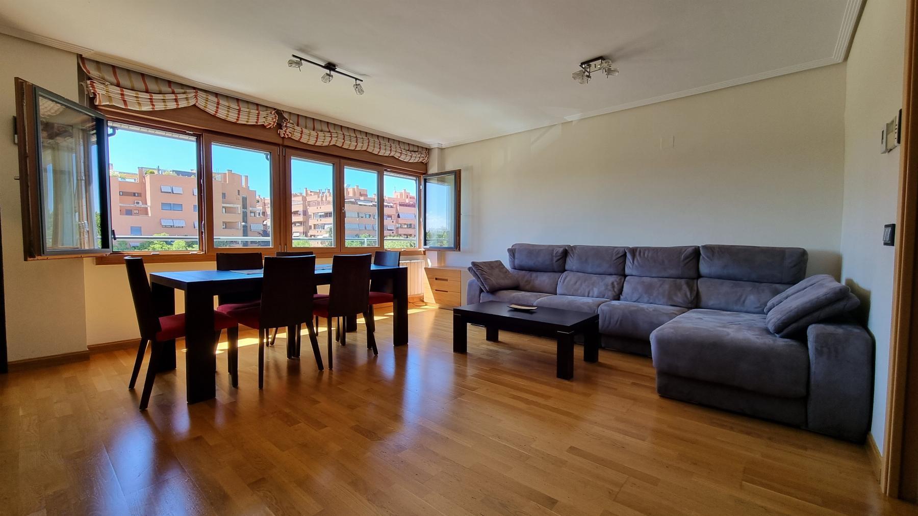 For sale of flat in Alcobendas