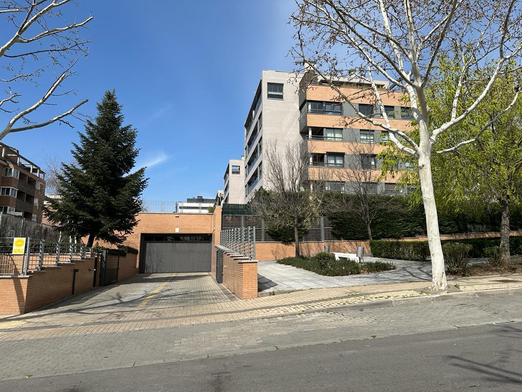 For sale of flat in San Sebastián de los Reyes
