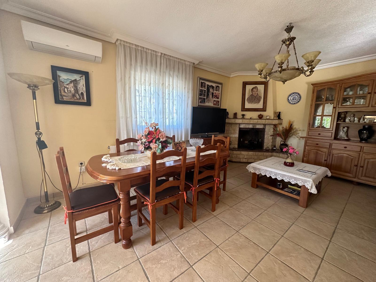 For sale of chalet in El Casar