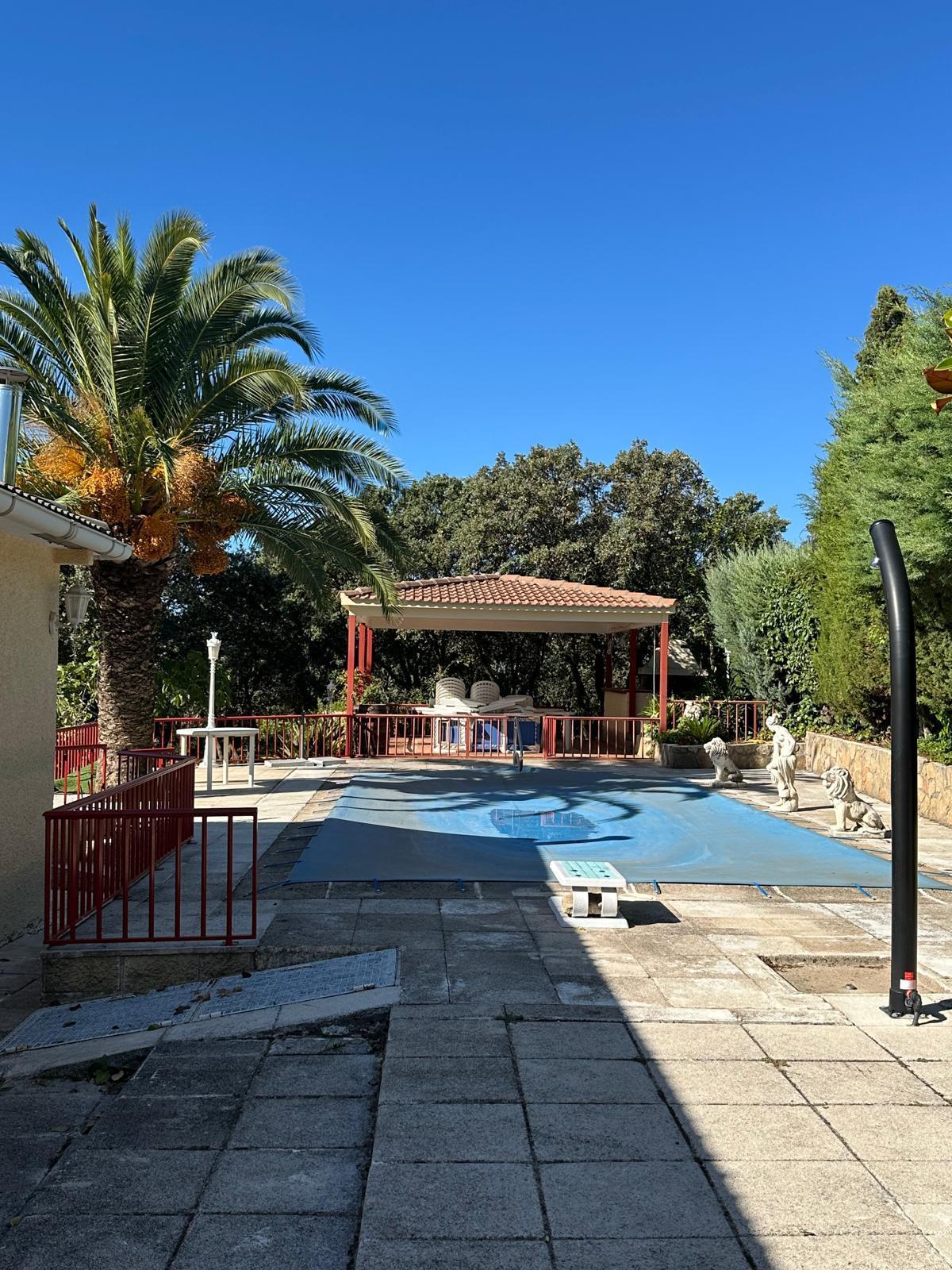For sale of chalet in El Casar