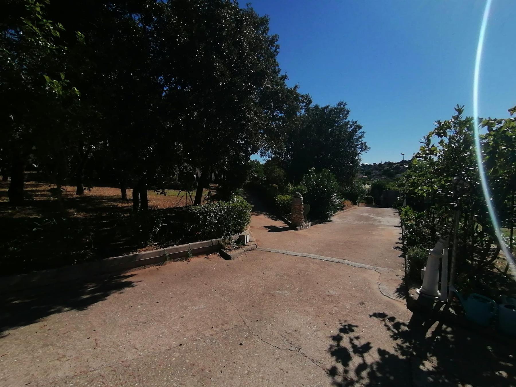 For sale of land in El Casar