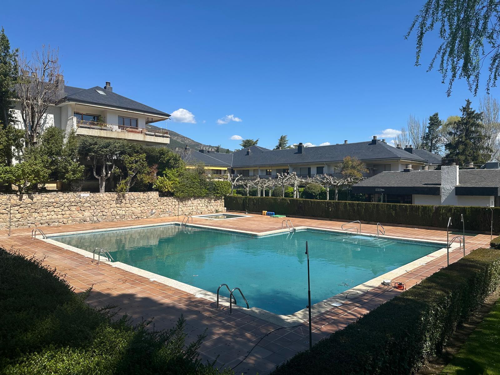 For sale of flat in El Escorial