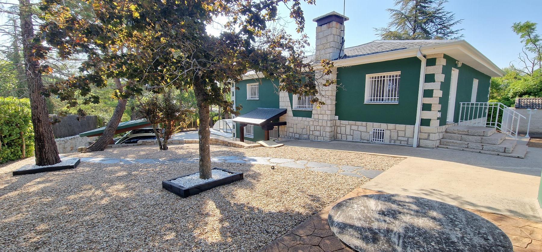 For sale of chalet in Lozoyuela-Navas-Sieteiglesias For sale of chalet in Lozoyuela-Navas-Sieteiglesias