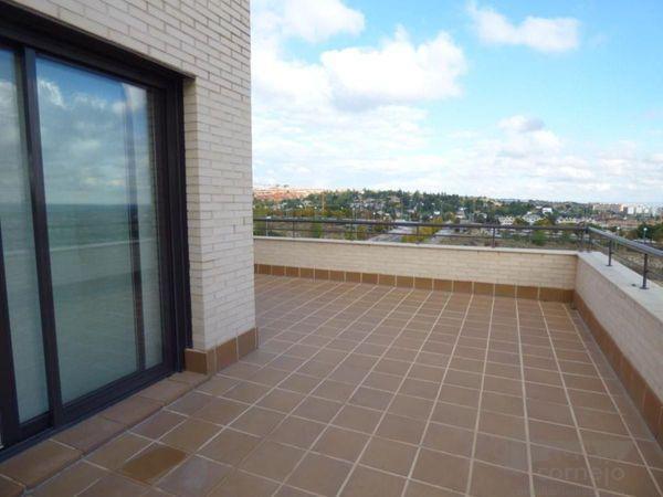 For sale of penthouse in Colmenar Viejo