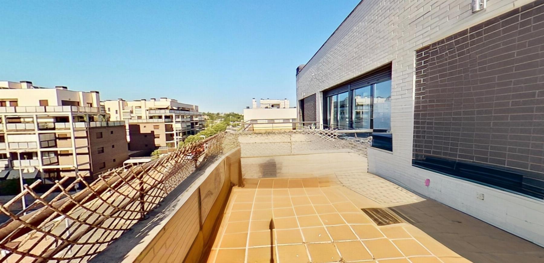 For sale of penthouse in Colmenar Viejo