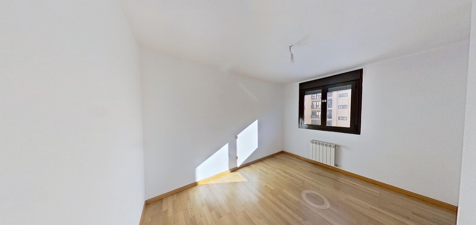 For sale of flat in Madrid