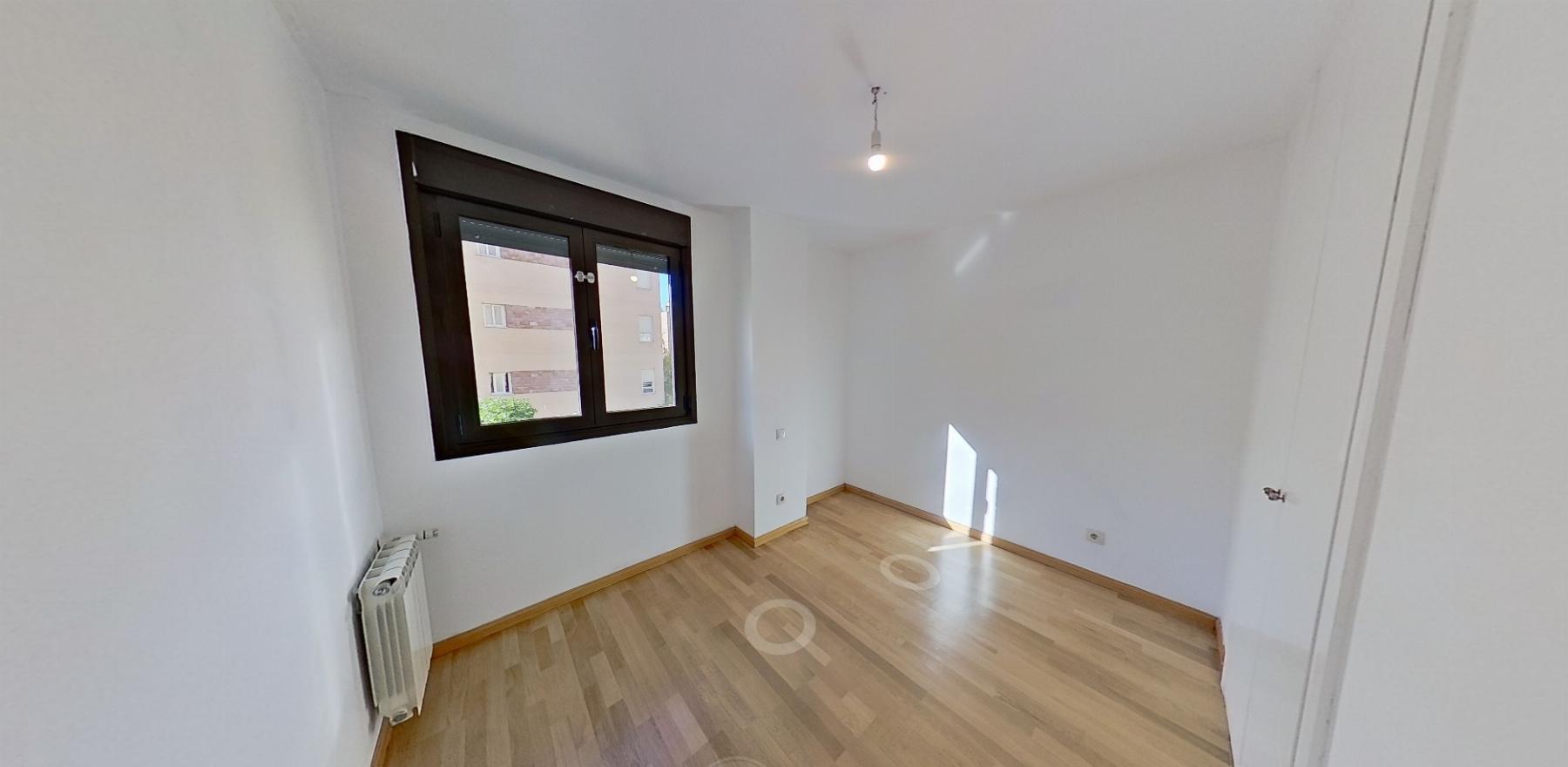For sale of flat in Madrid