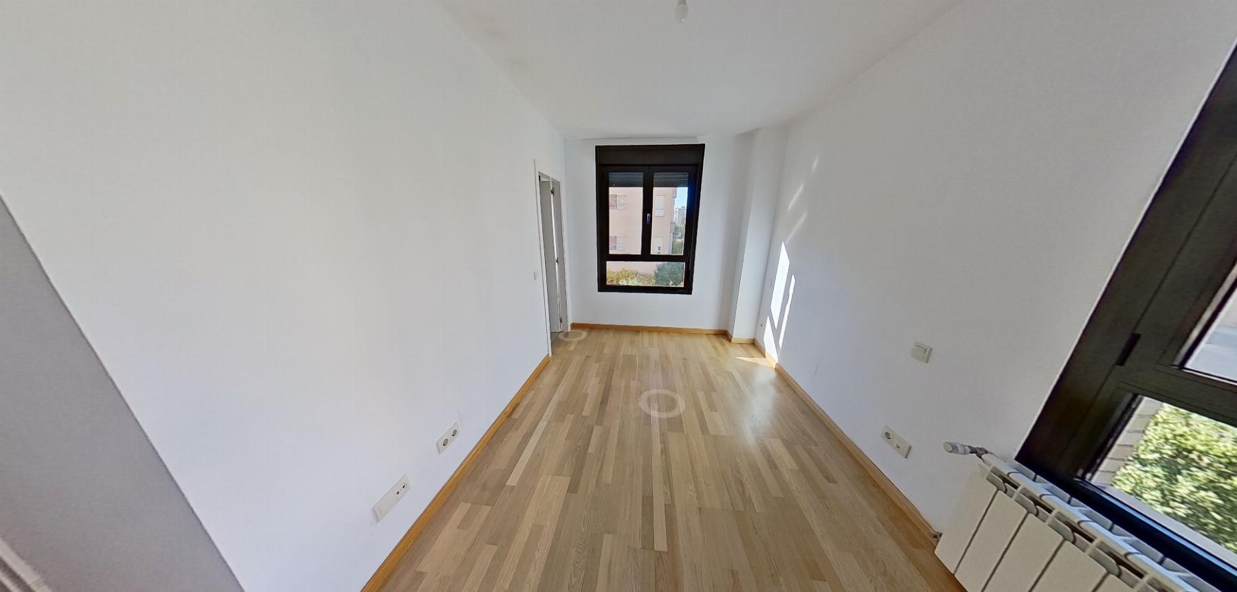 For sale of flat in Madrid