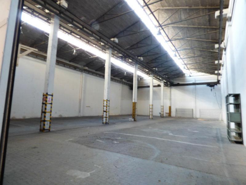 For sale of industrial plant/warehouse in Madrid