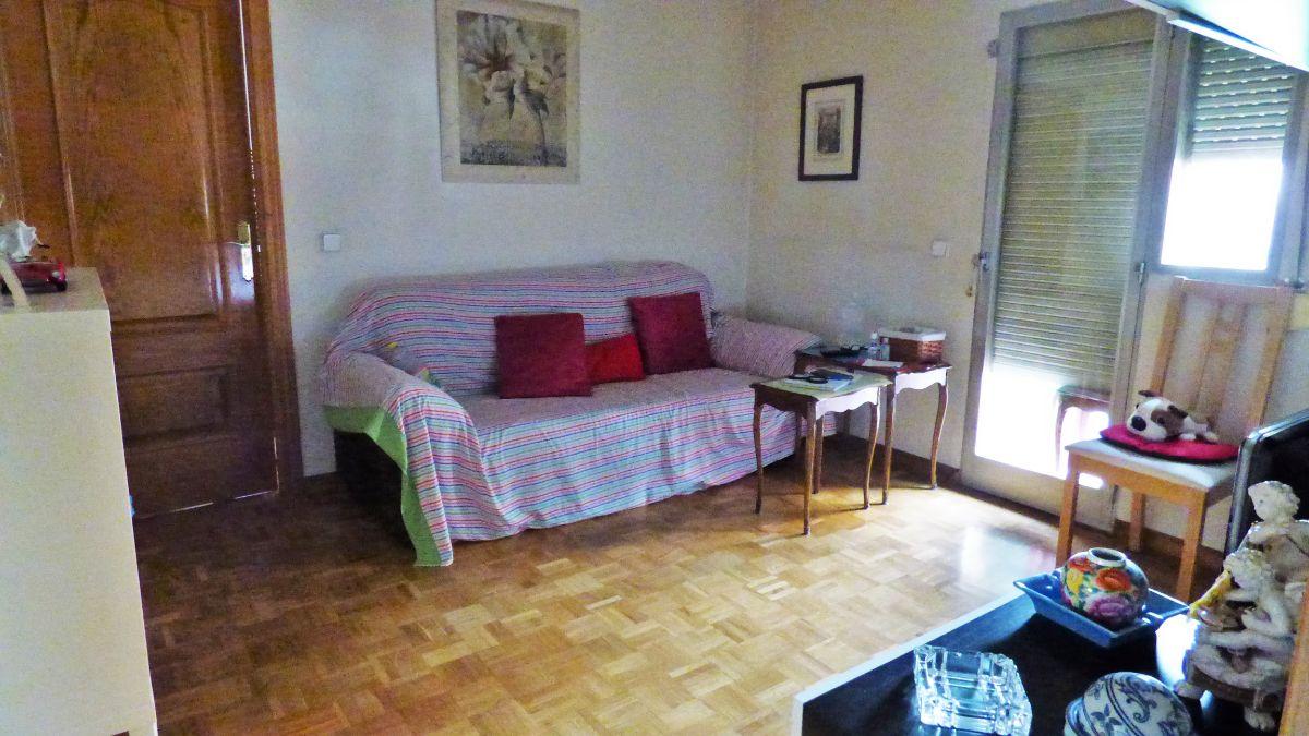 For sale of flat in San Sebastián de los Reyes