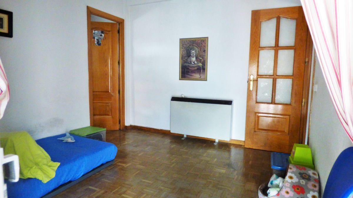 For sale of flat in San Sebastián de los Reyes