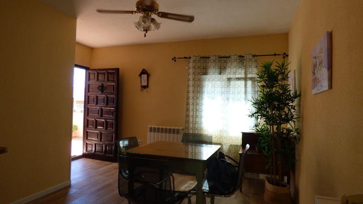 For rent of house in El Molar