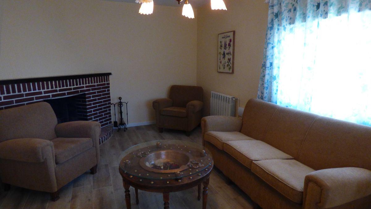 For rent of house in El Molar