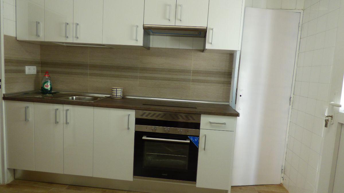 For rent of house in El Molar