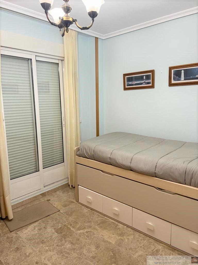 For sale of flat in Albacete