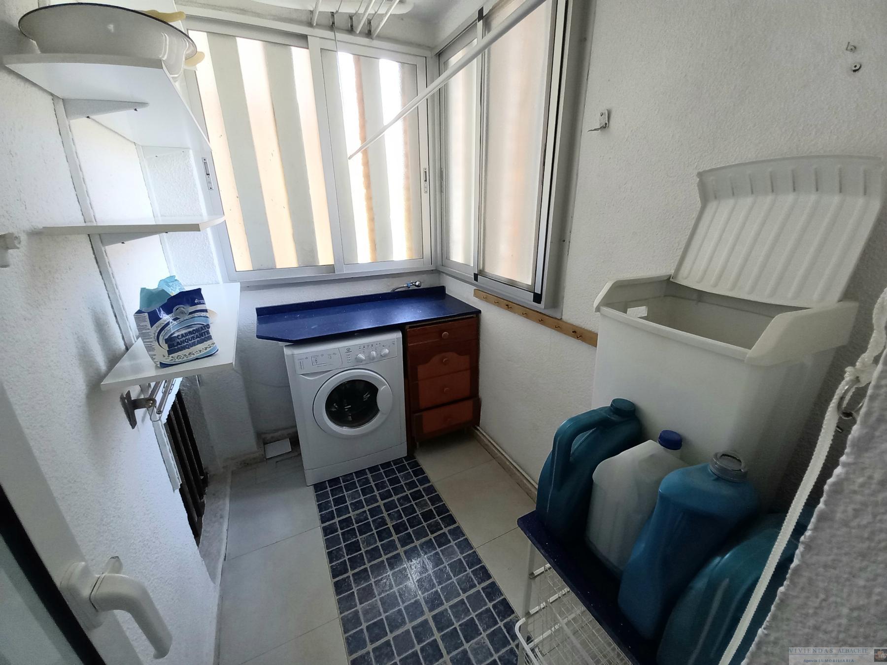 For sale of flat in Albacete