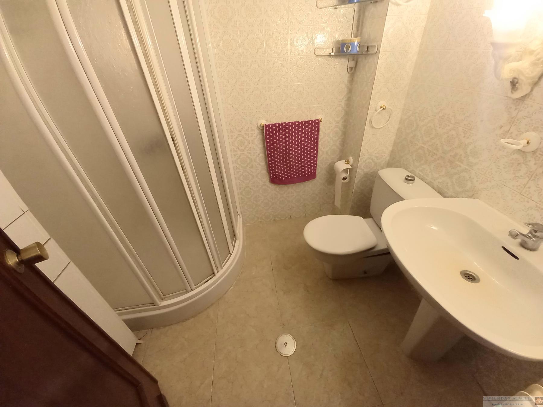For sale of flat in Albacete