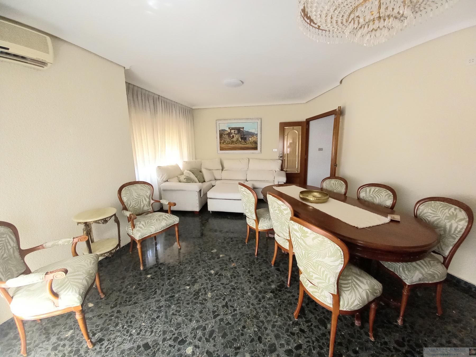 Venta de piso en Albacete