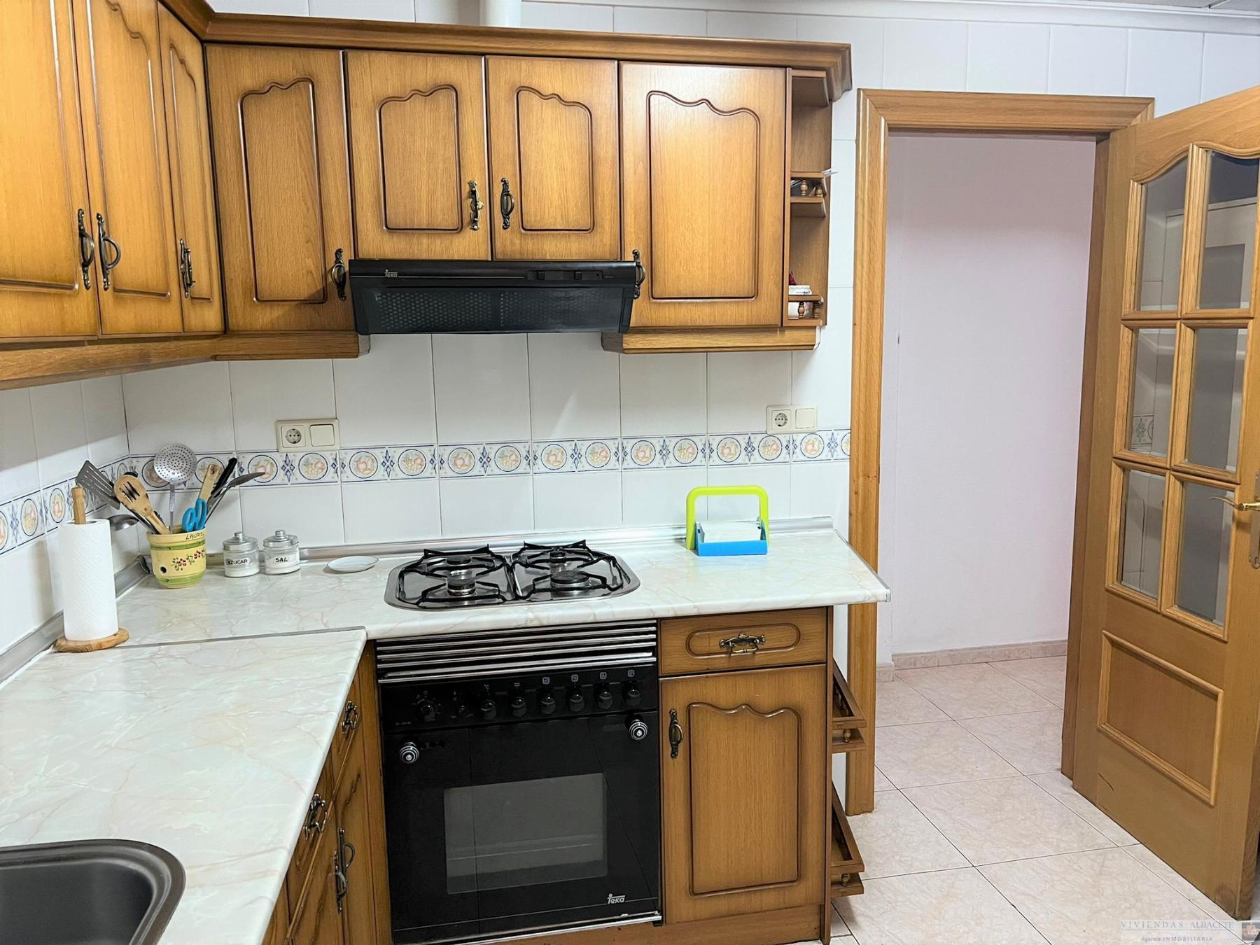 For sale of flat in Albacete