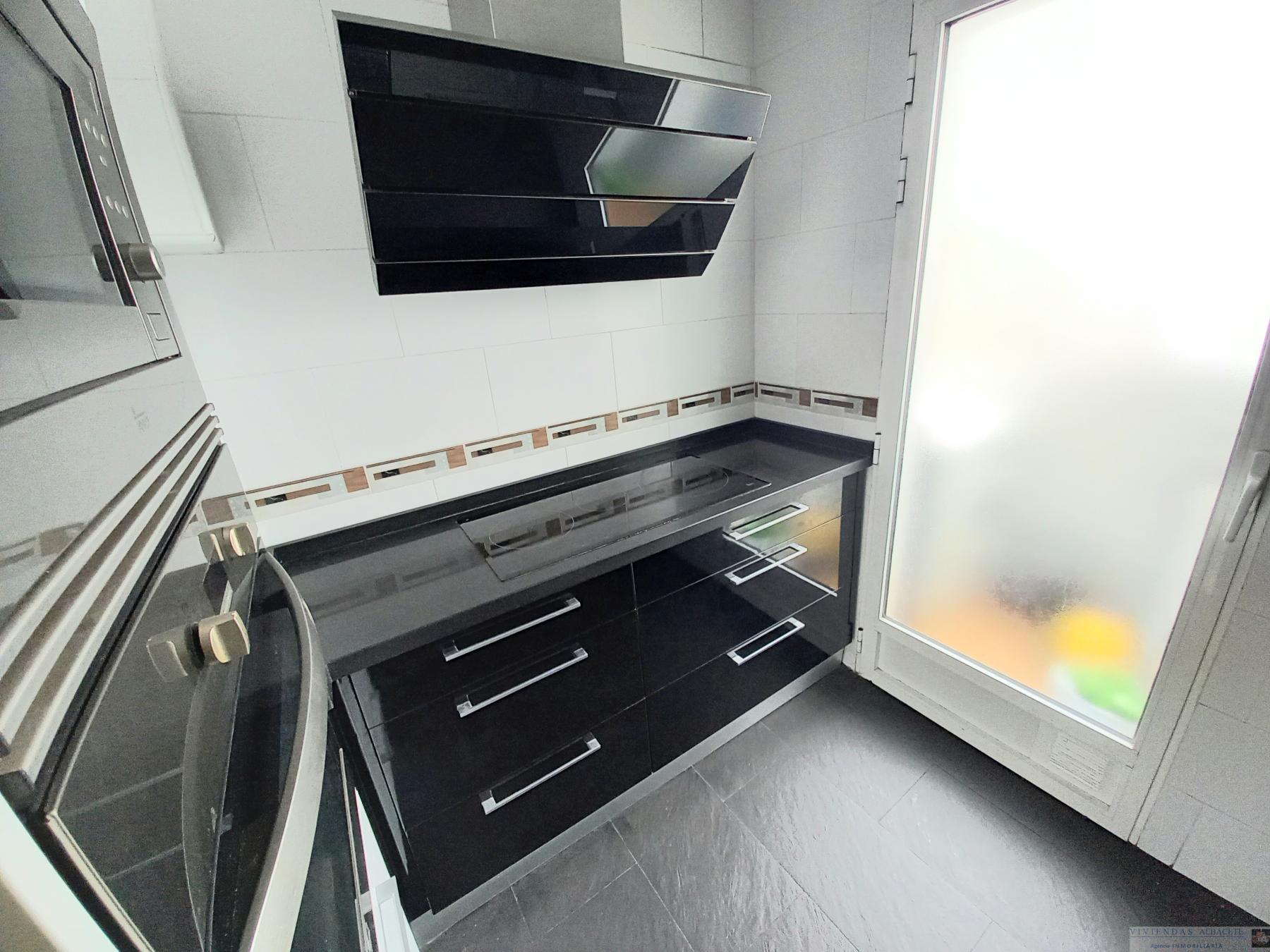For sale of apartment in Albacete