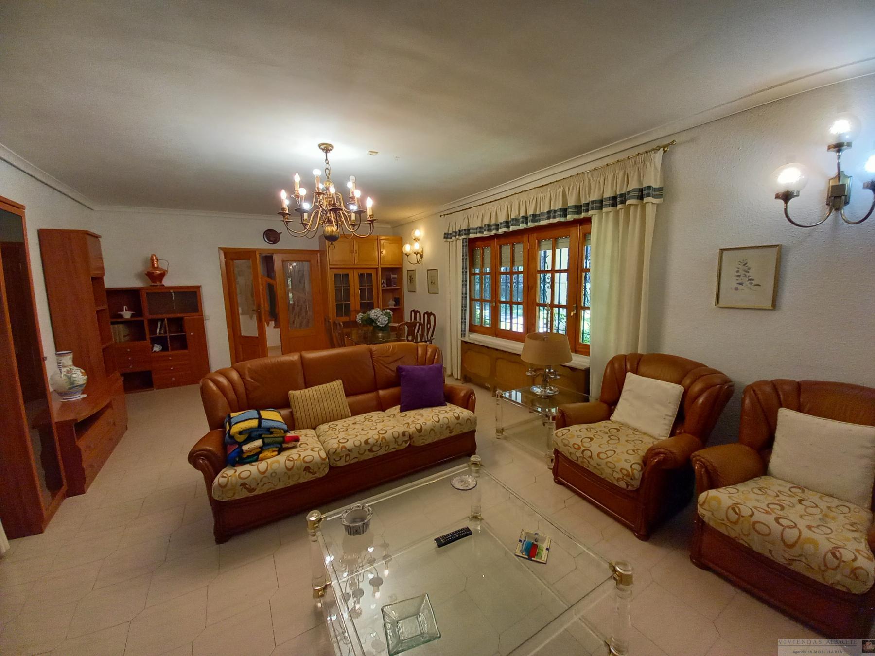 Venta de chalet en Albacete Venta de chalet en Albacete