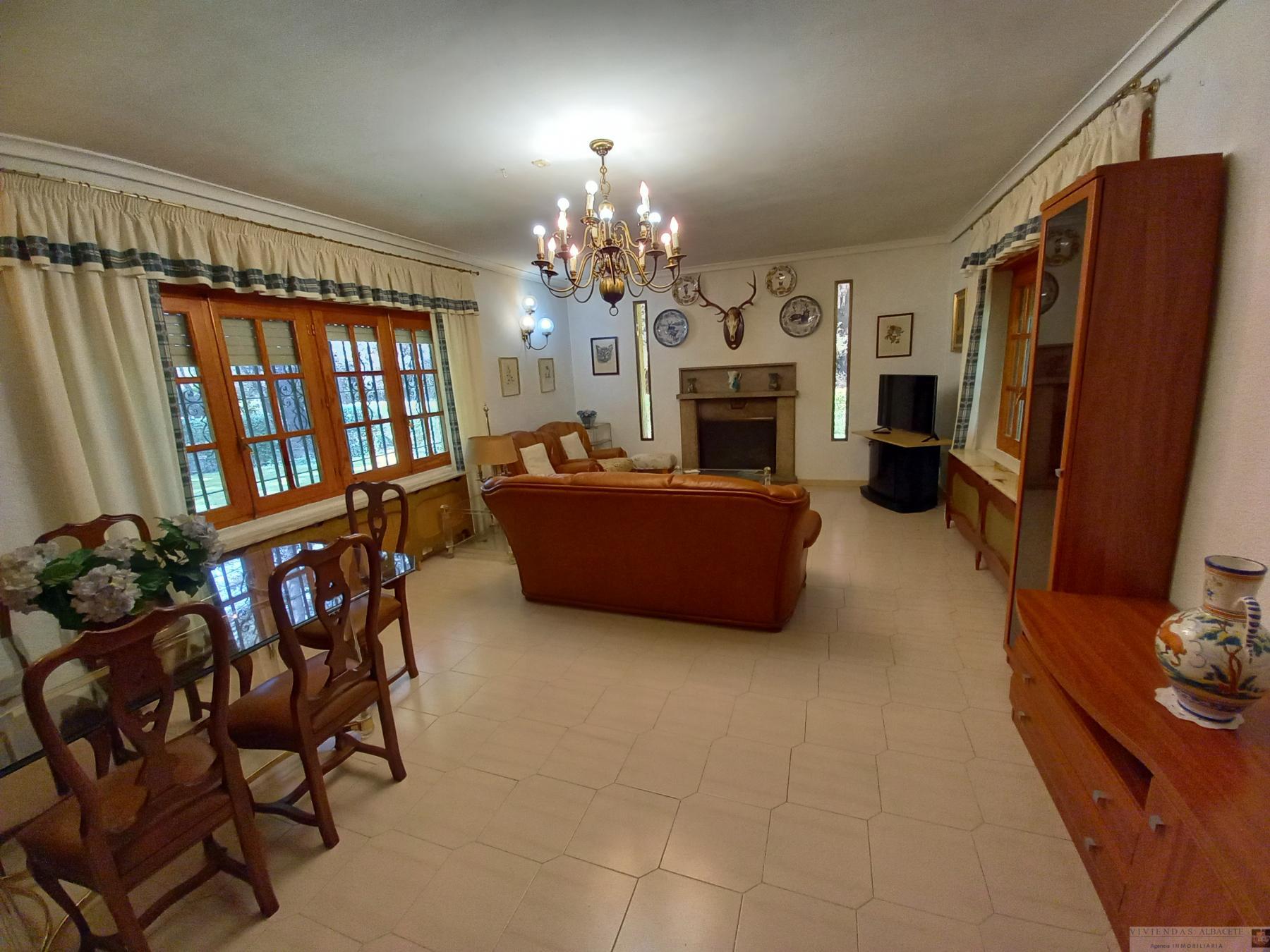 Venta de chalet en Albacete Venta de chalet en Albacete