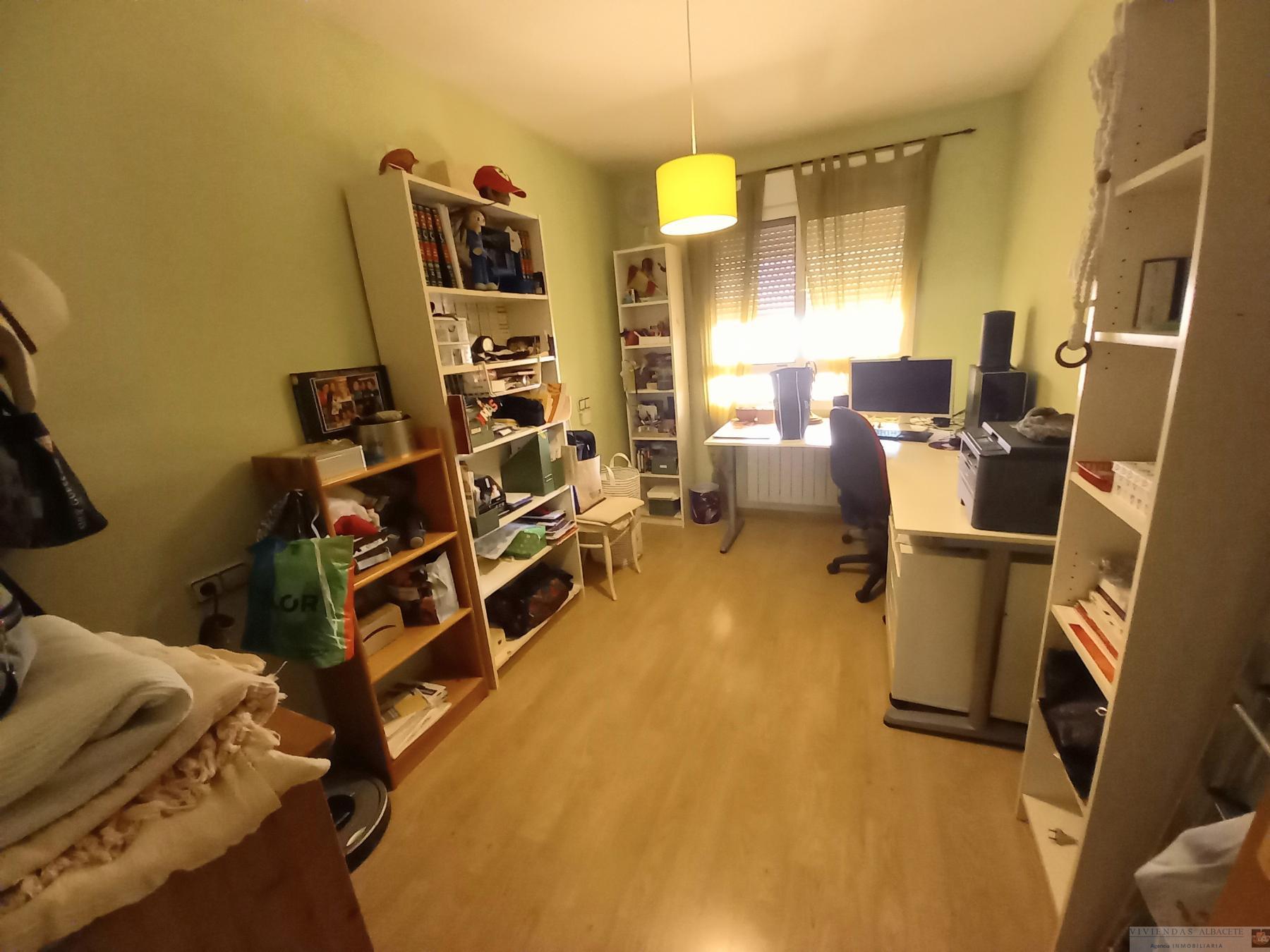 Venta de chalet en Albacete