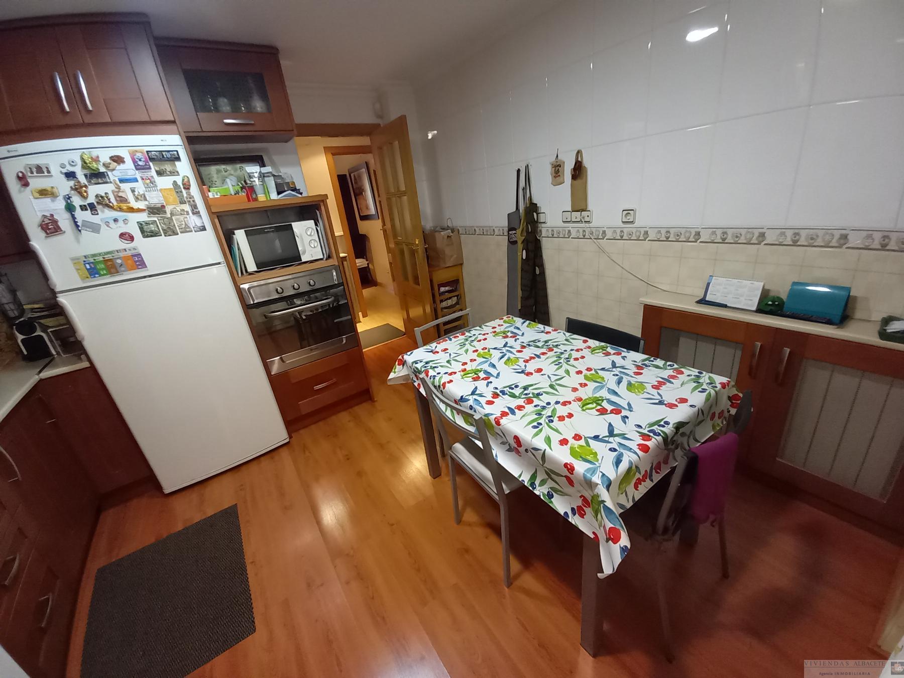 Venta de chalet en Albacete