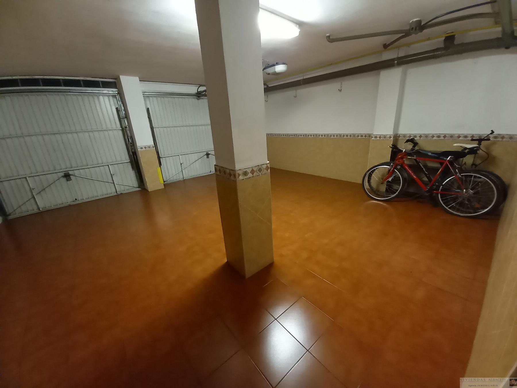 Venta de chalet en Albacete