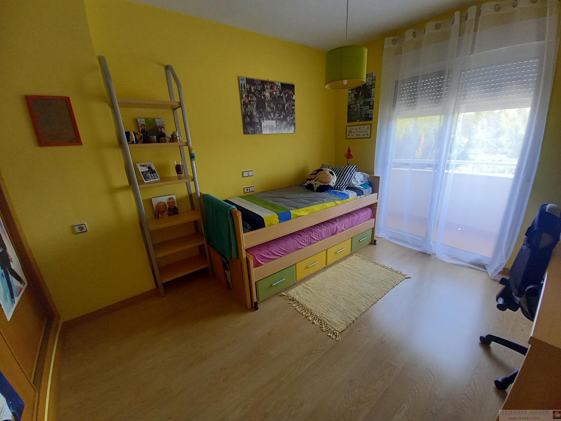 Venta de chalet en Albacete