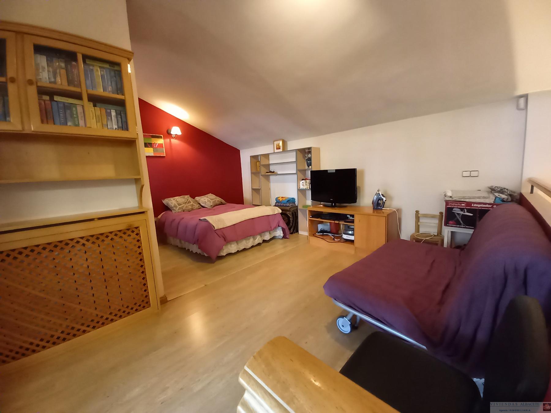 Venta de chalet en Albacete