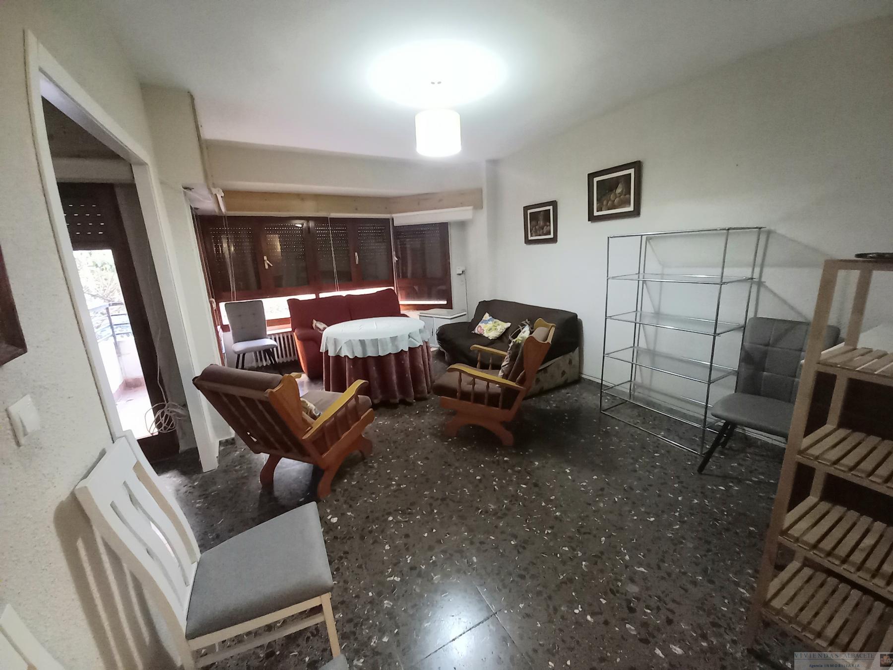 For sale of flat in Albacete