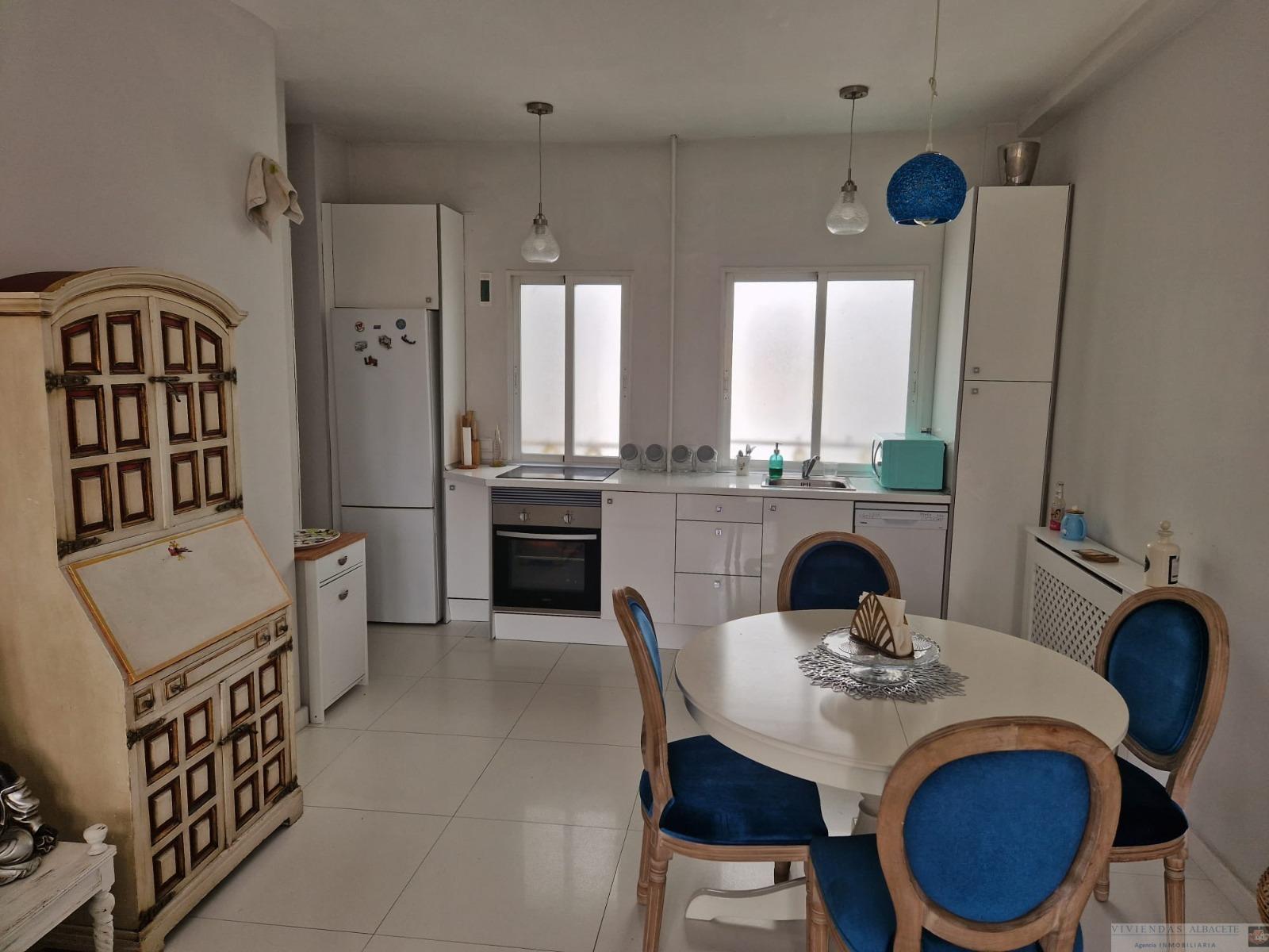 For sale of apartment in Madrid