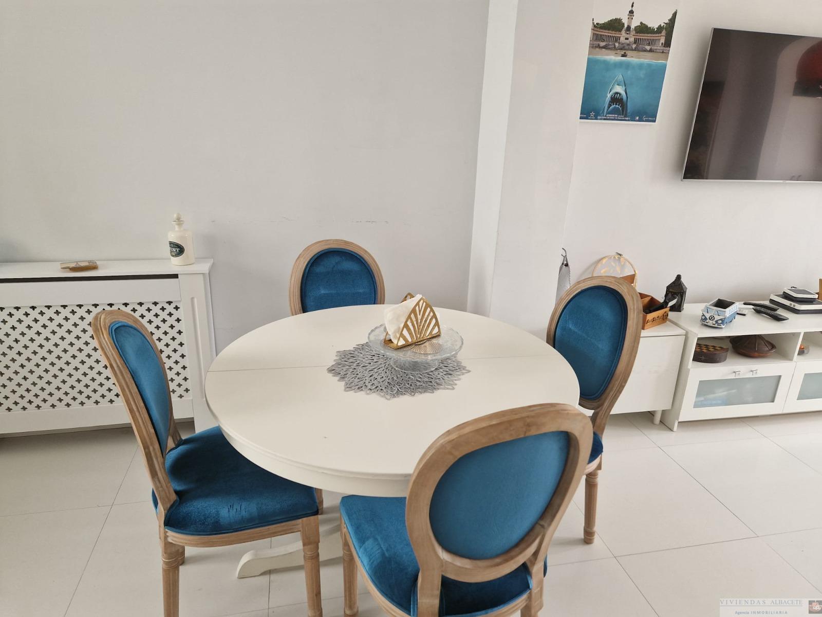For sale of apartment in Madrid