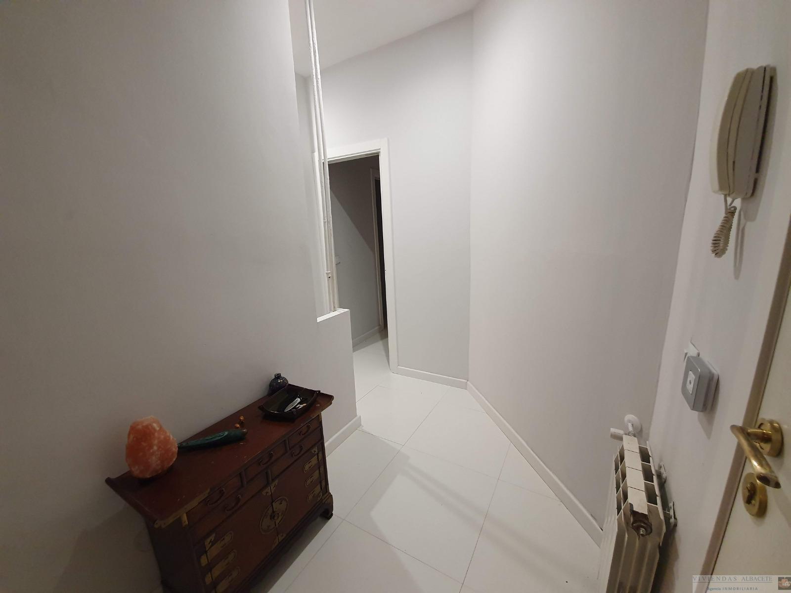 For sale of apartment in Madrid