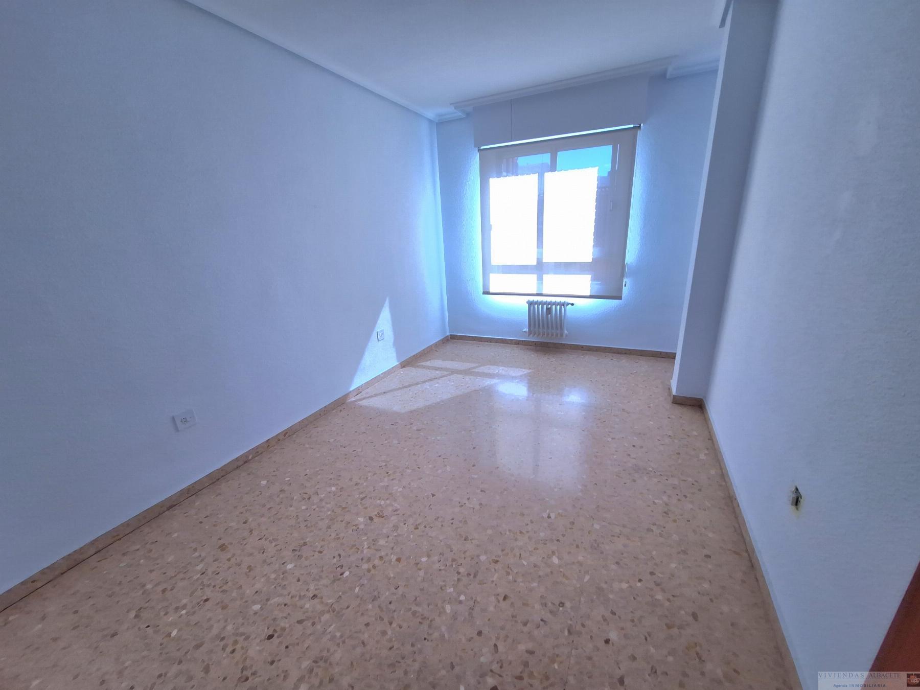 Venta de piso en Albacete