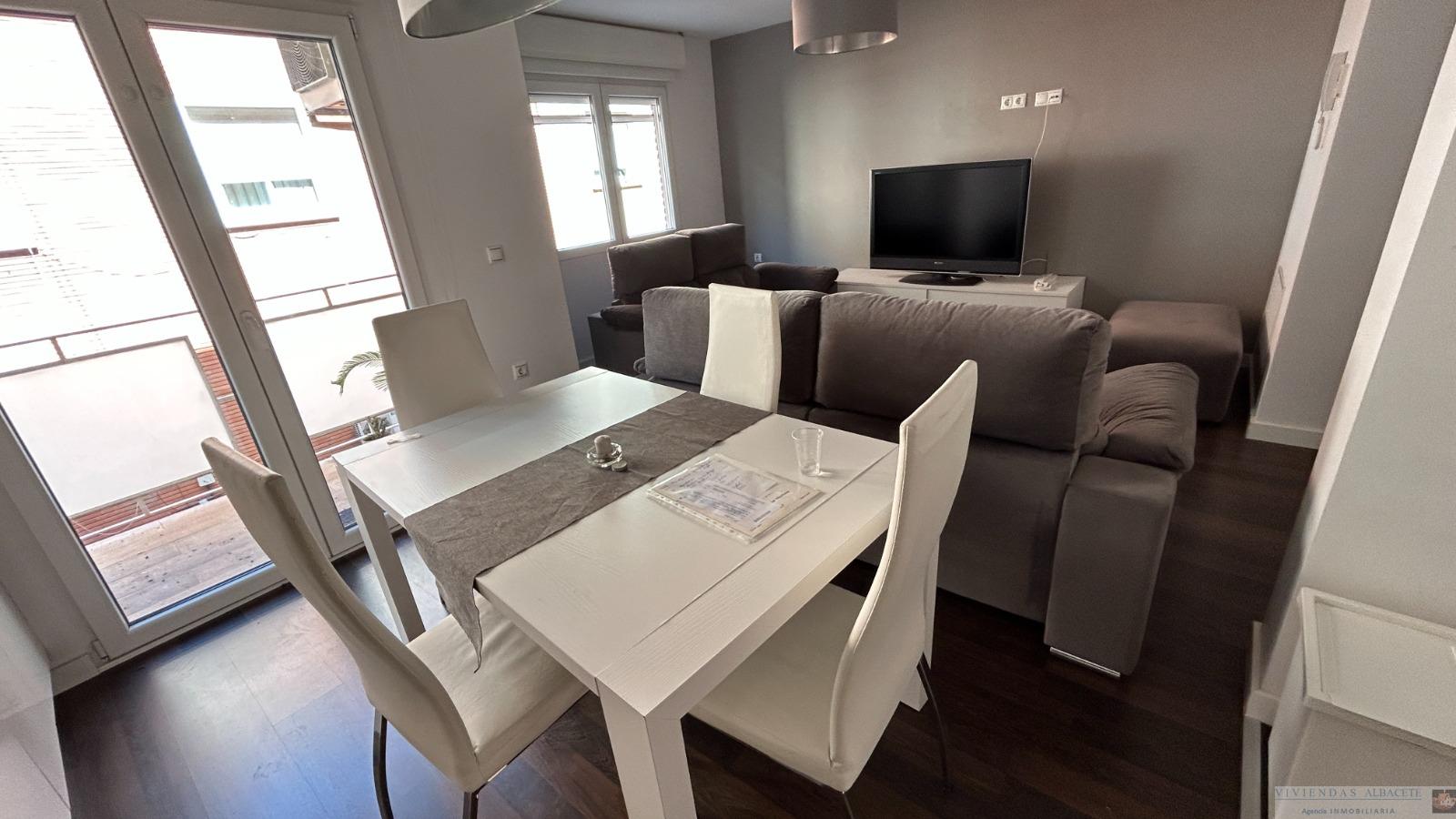 For sale of flat in Albacete