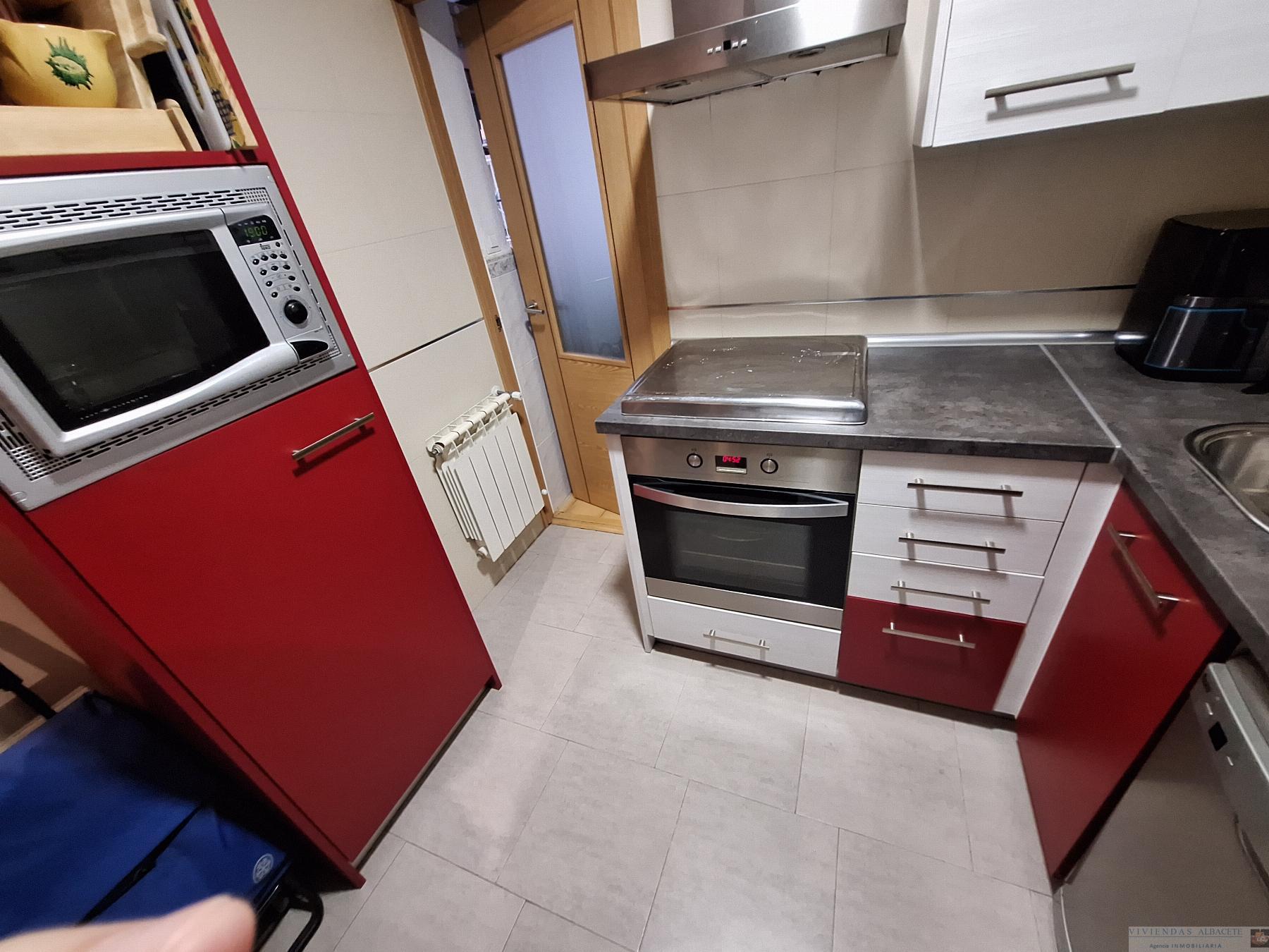 For sale of apartment in Albacete