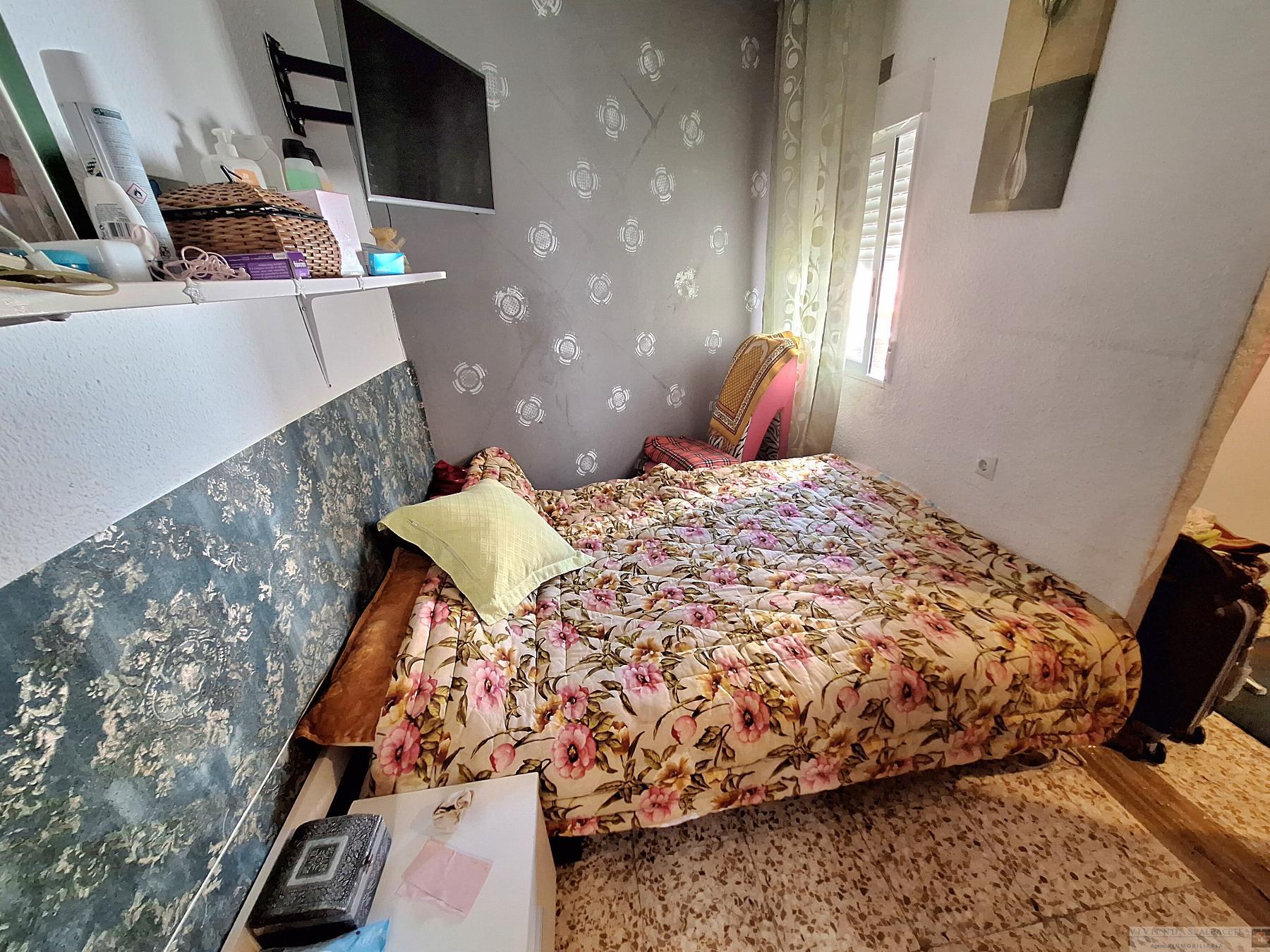 For sale of flat in Albacete