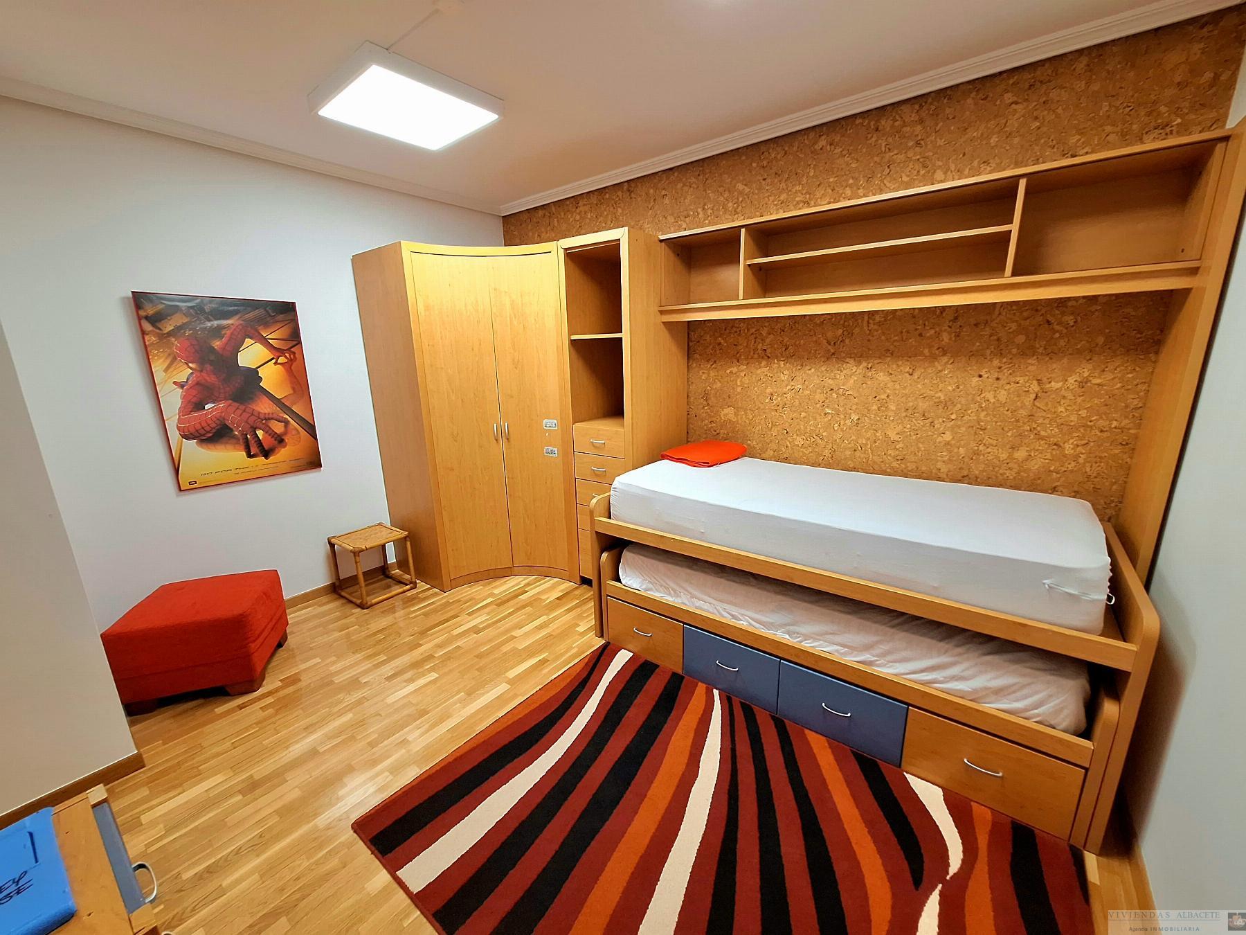 For sale of apartment in Albacete