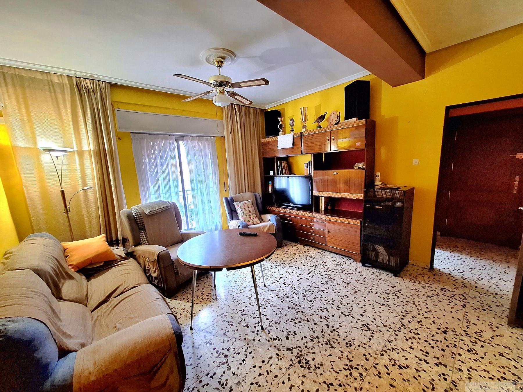 For sale of flat in Albacete