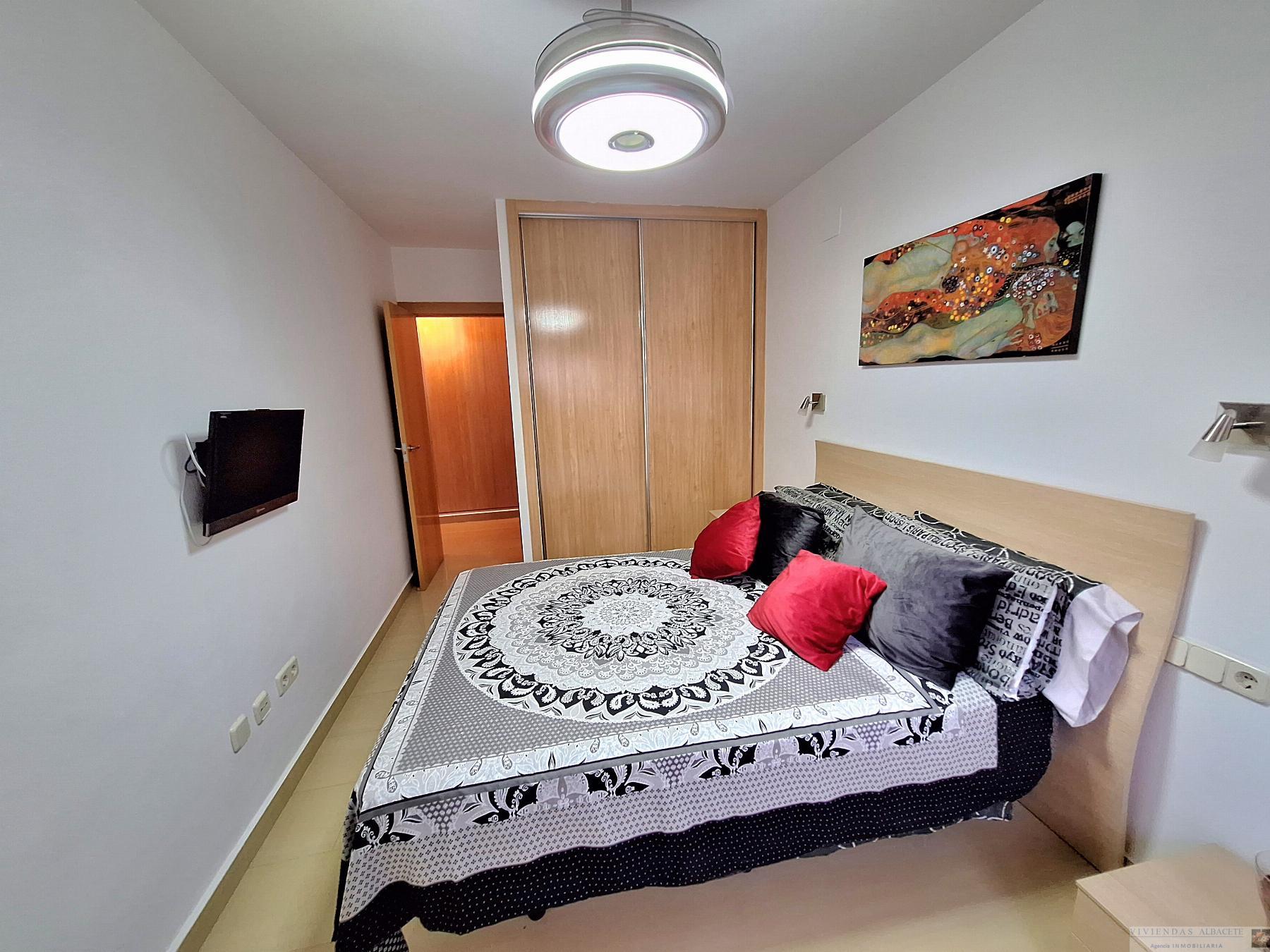 For sale of apartment in Albacete