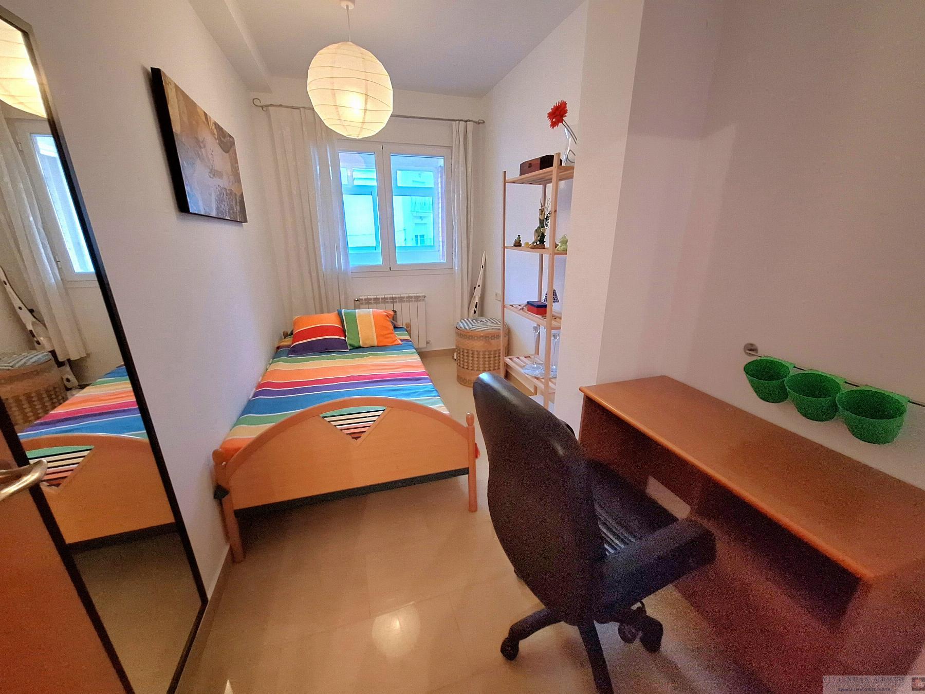 For sale of apartment in Albacete