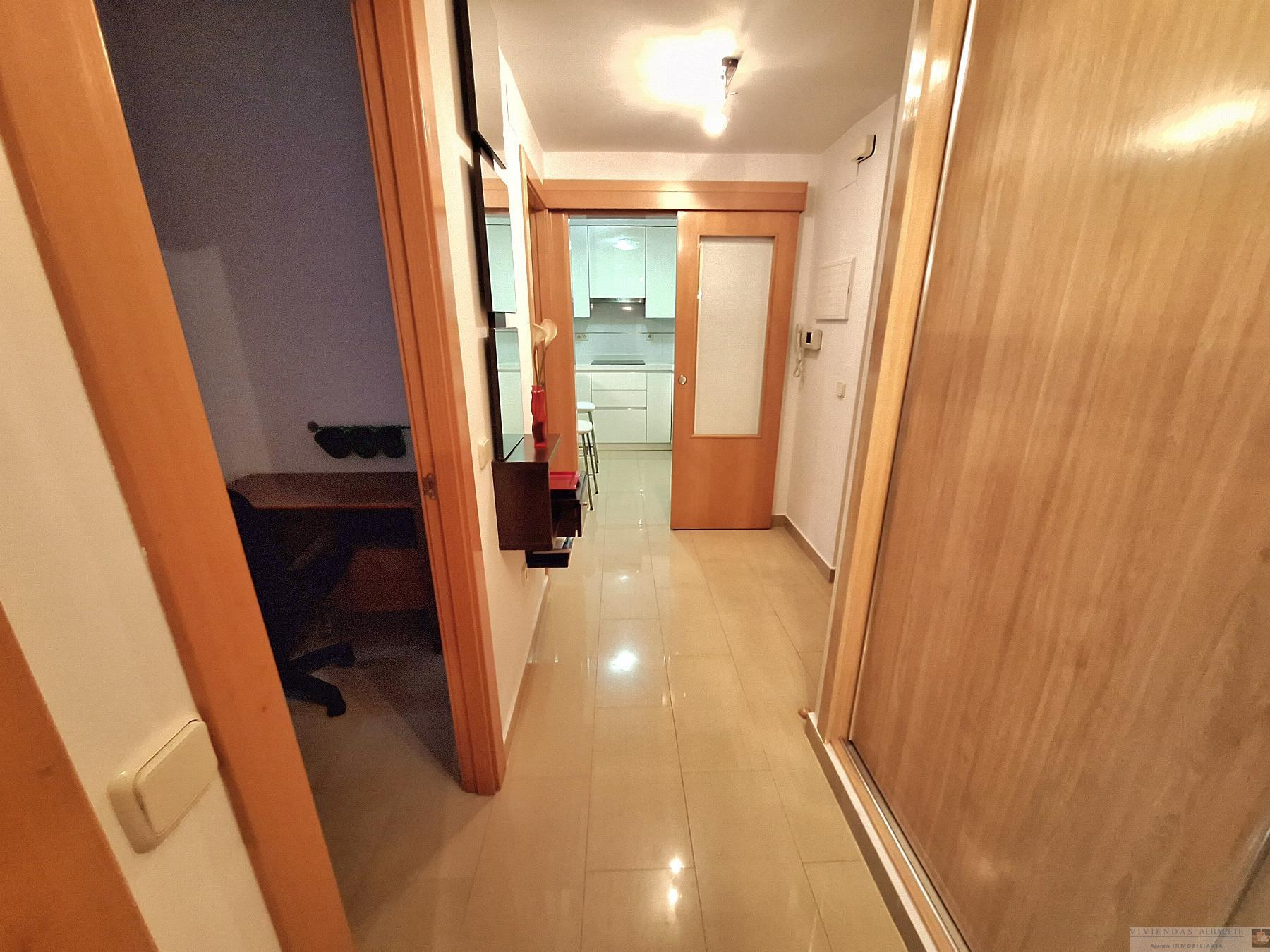 For sale of apartment in Albacete
