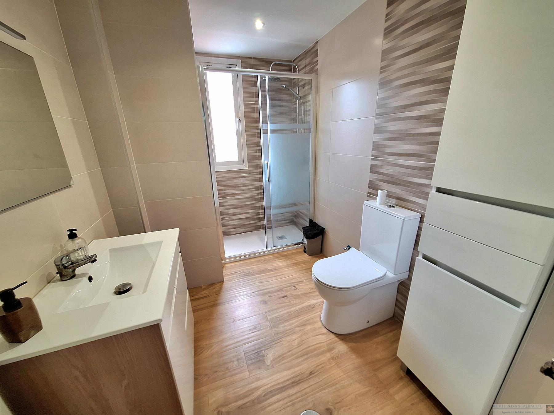 For sale of flat in Albacete